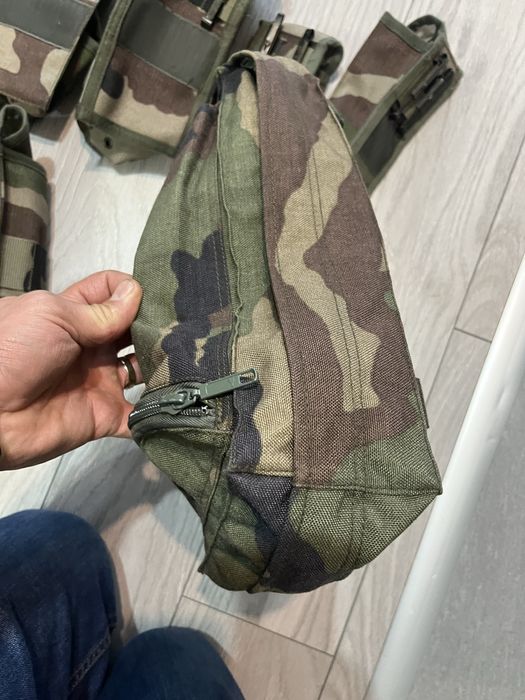 Diferite huse/ buzunare impermeabile  , legiunea straina