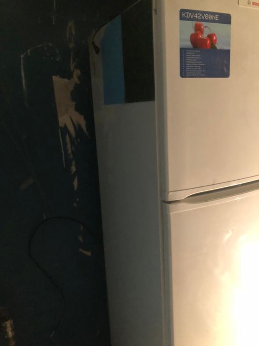 Холодильник Bosch большой белый