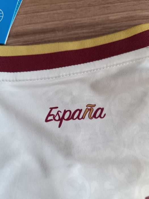 Spain world cup away jersey