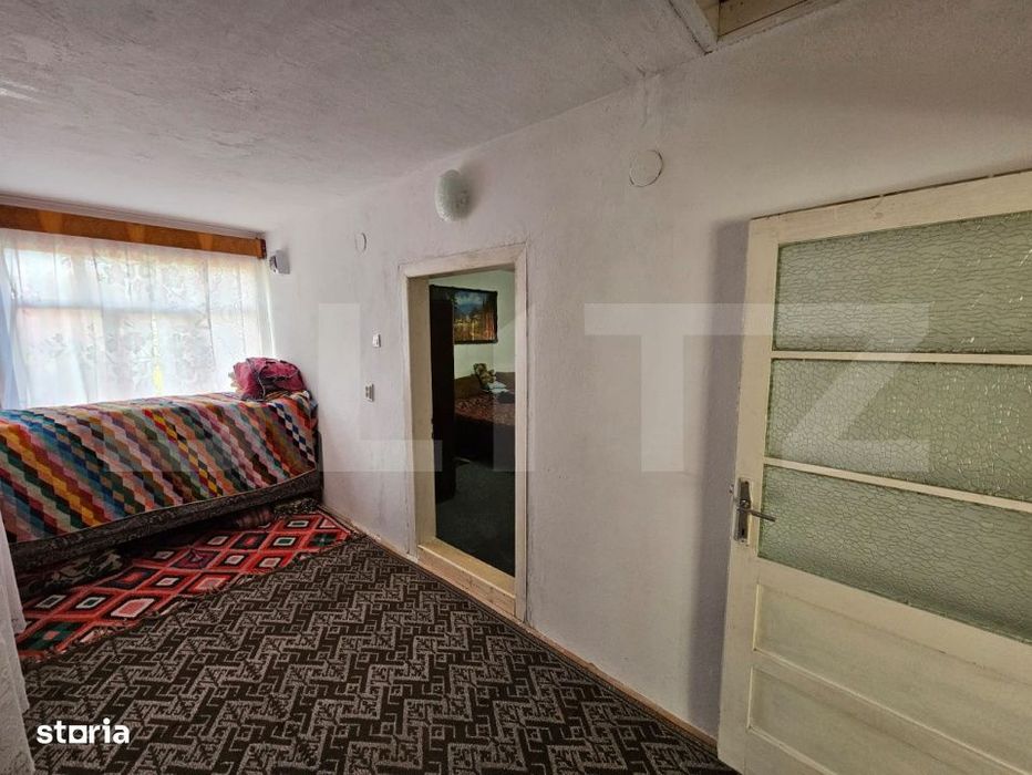 Casa de vanzare, 260 mp, zona Vest