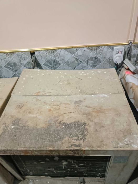 Vetrina xolodelnik akfadan 200 ga 60 bo'yi va eni