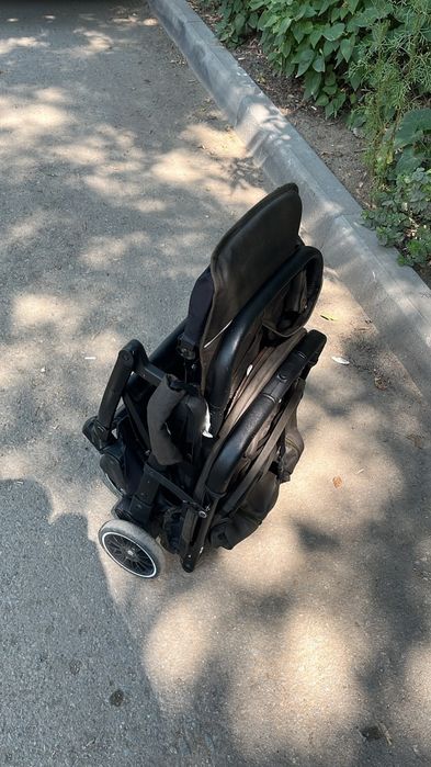 Продам коляску детскую