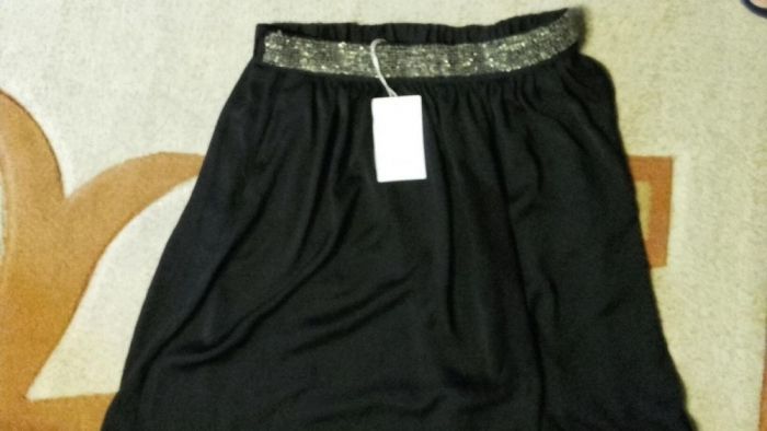 Fusta Zara editie limitata,L-XL, noua!