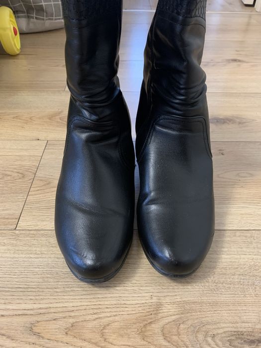 Продам осенние сапоги