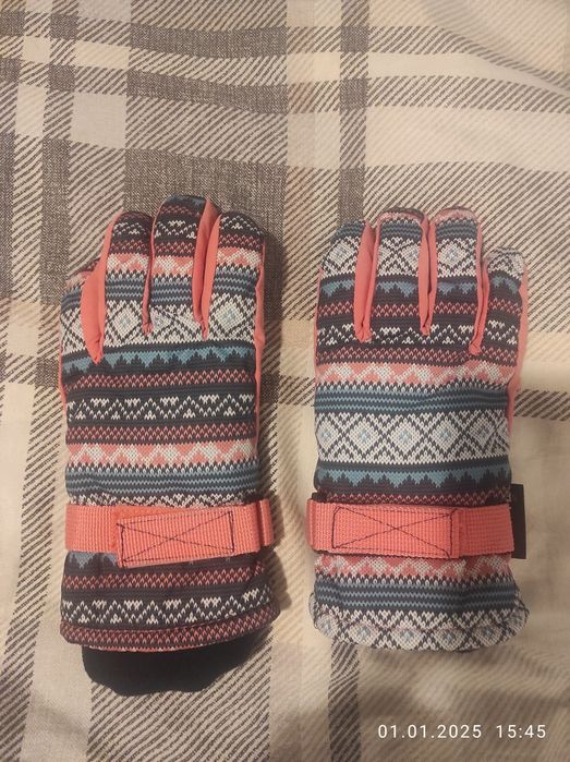 Детски дрехи и обувки