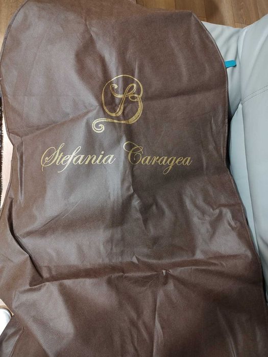 Rochie de mireasa din tafta +Diadema din cristale+crinolina+voal