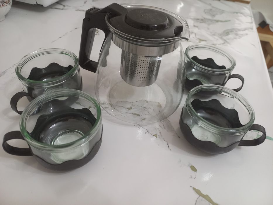 Стеклянный чайник