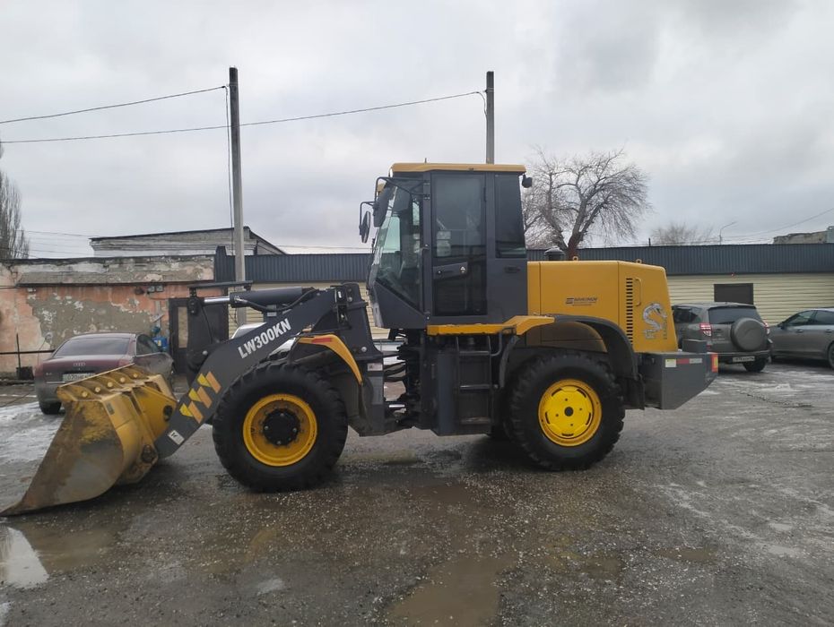 Услуги фронтального погрузчика