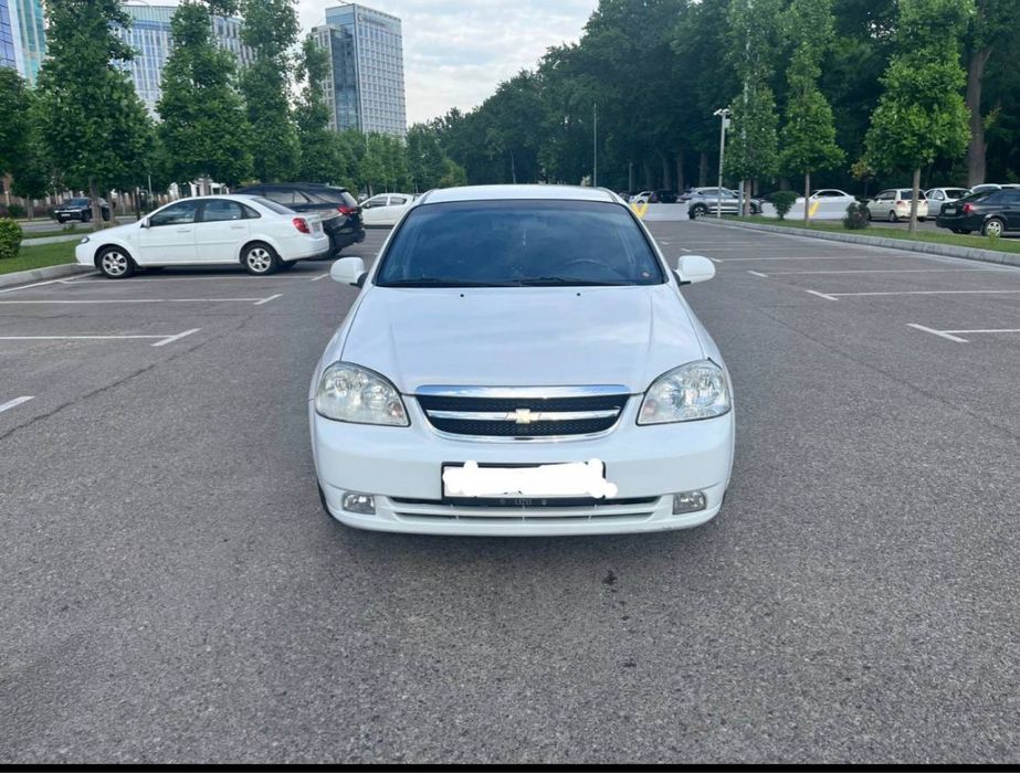 Lacetti 2011 srochna