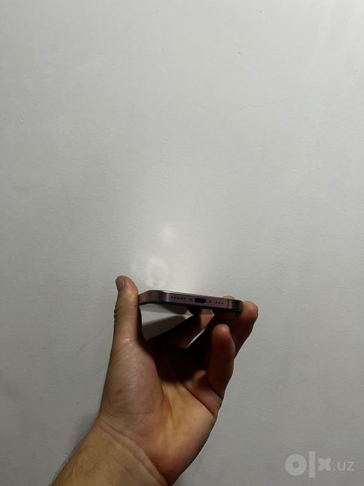 iPhone 16 Pro sotiladi. 128GB, batareya 88%, 625 sikl. Holati ideal,