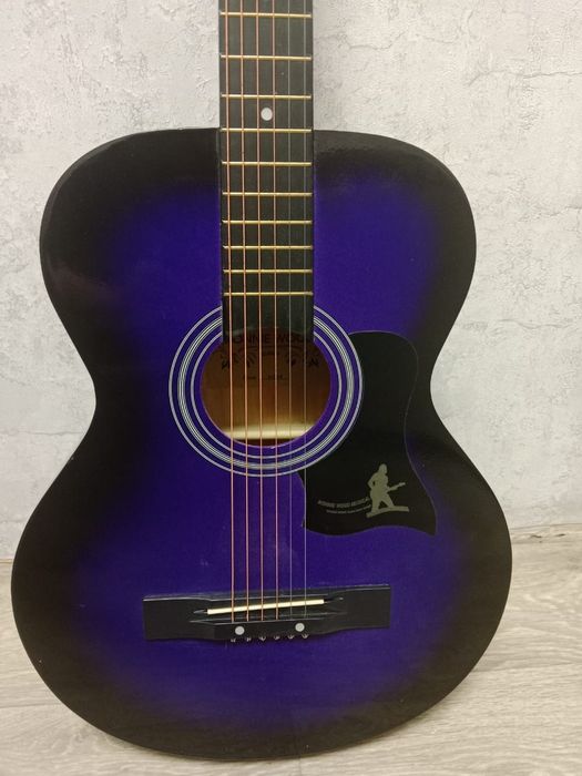 Гитара акустическая