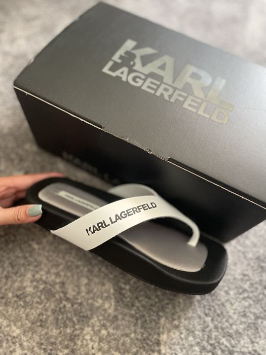 Karl Lagerfeld чехли