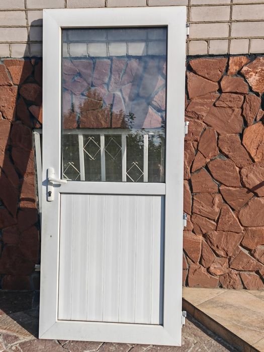 Пластиковая перегородка