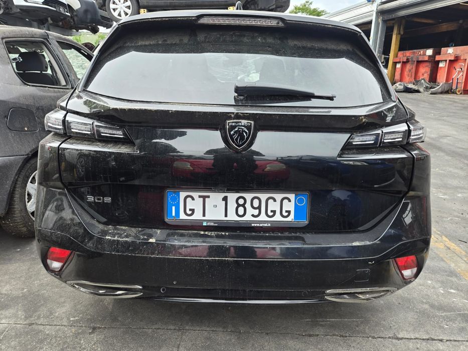 Haion spate peugeot 308 an 2024 Break