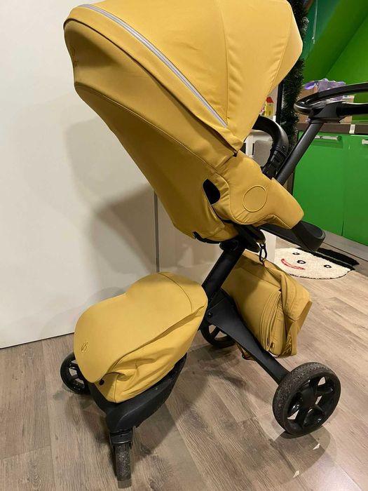 Бебешка количка Stokke Xplory X + кош за новородено.