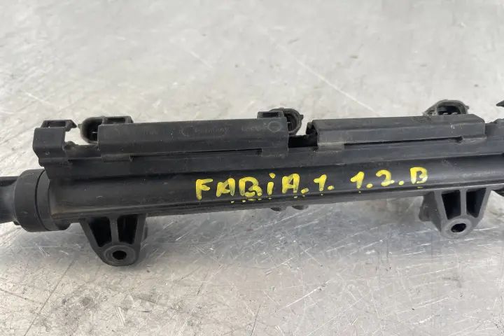 Rampa injectoare Skoda Fabia 2003 1.2 HTP MT (64 hp)