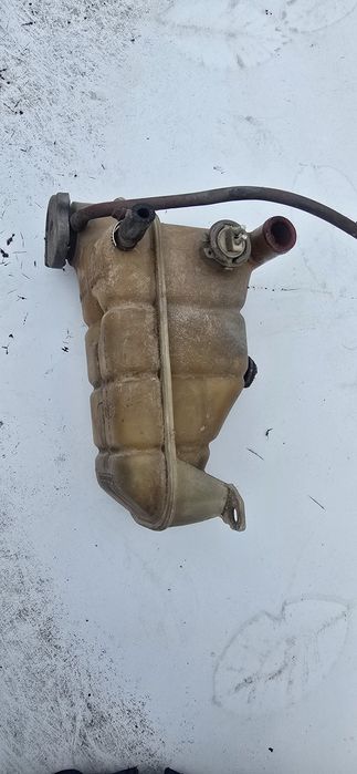 Казан за охладителна течност(водата) за Мерцедес 190