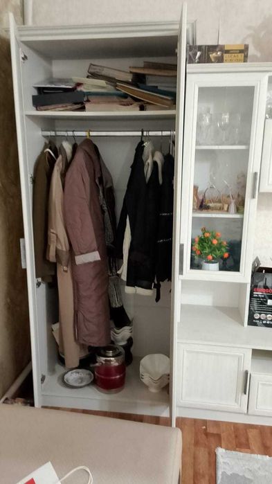 Мебель спальная и Стенка