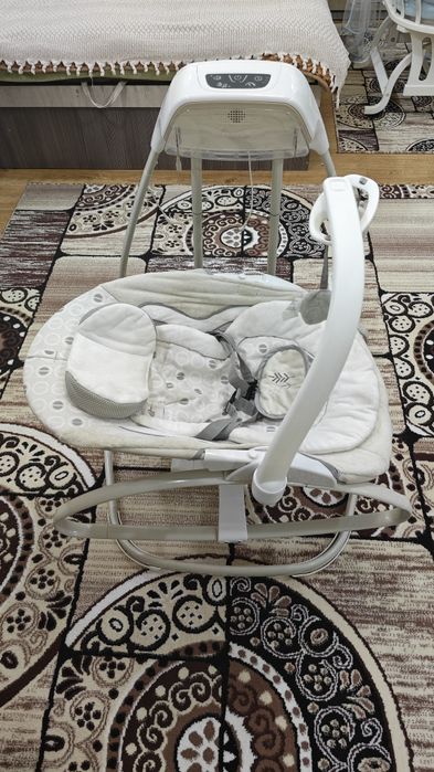 Продаётся вибрирующие детские качели Ingenuity SimpleComfort