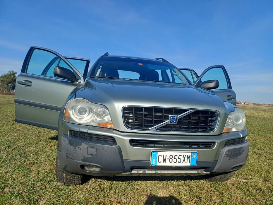 VOLVO XC90 0 — imagine 3
