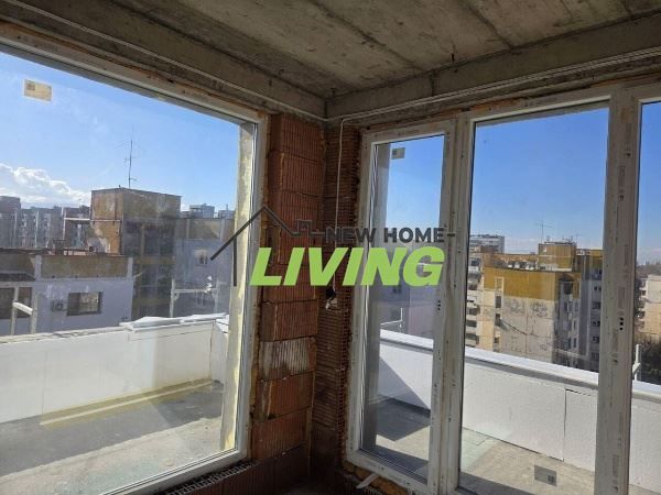 Продава се Двустаен апартамент в Пловдив, Гагарин - 72 кв.м за 1084 €/кв.м - Снимка #4