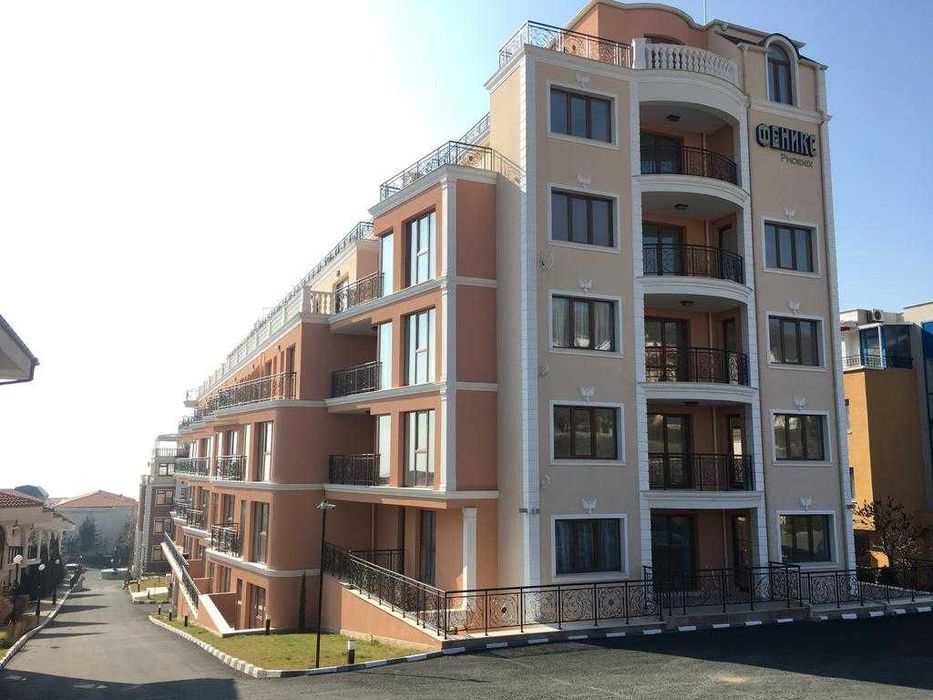 Продава се Тристаен апартамент в Свети Влас - 112 кв.м за 788 €/кв.м - Снимка #1