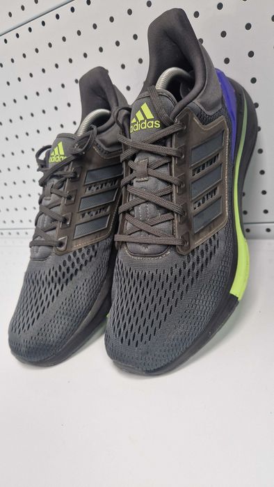 Оригинални мъжки маратонки- Adidas EQ21