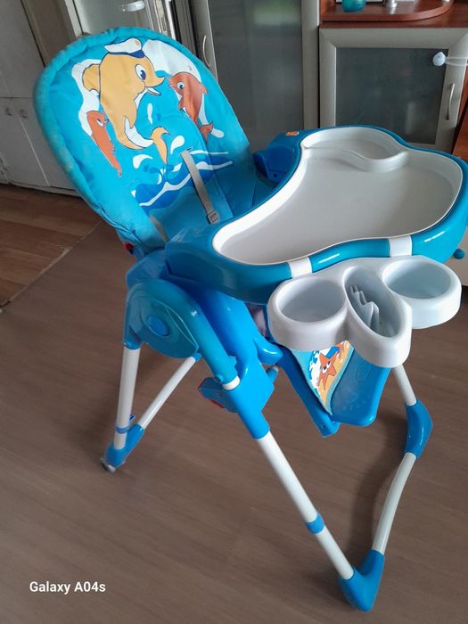 Продавам детска кошара,столче за хранене,лятна количка,