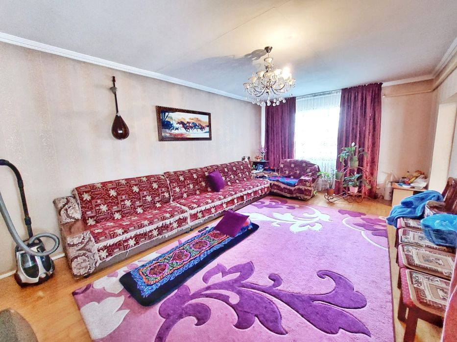 Продается 6-комнатный дом, Центр города