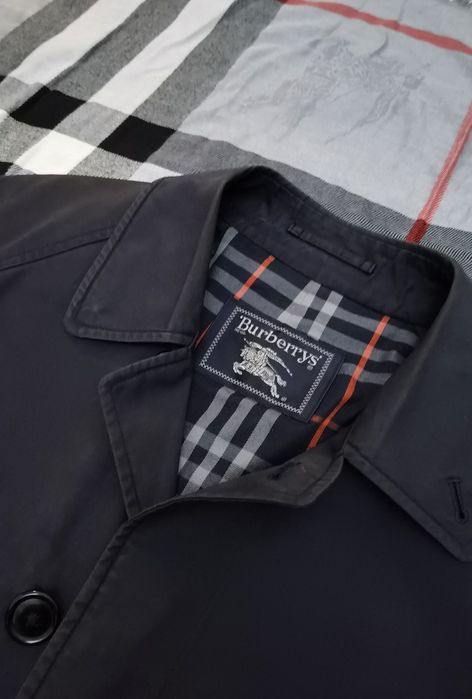 пальто Burberry's