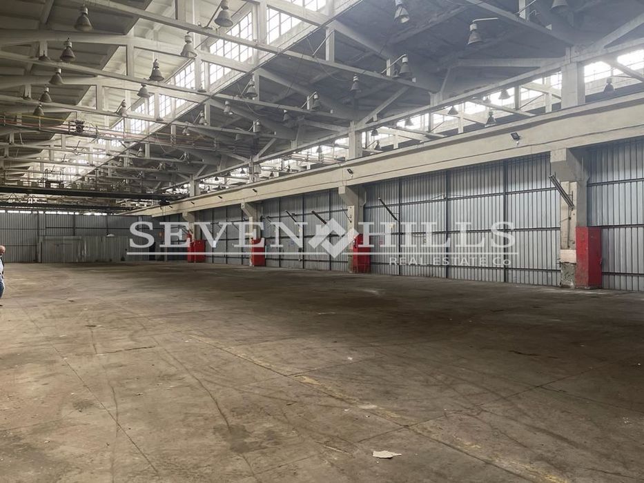 Дава се под наем Склад в Пловдив, Индустриална зона - Юг - 1080 кв.м за 2700 € - Снимка #4