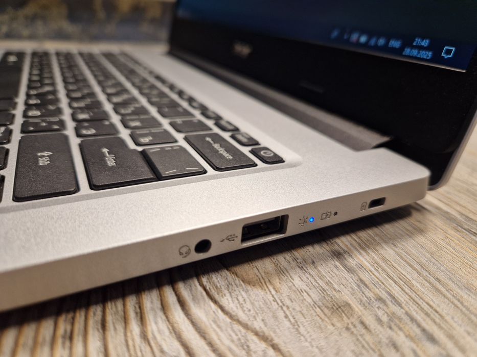 Ноутбук для работы Acer Aspire1 A114