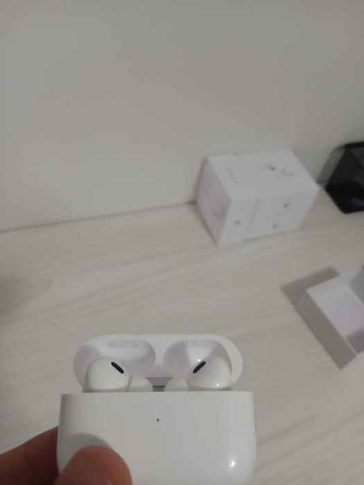 ×3 BUCĂȚI AirPods Pro 2 -Sigilate
