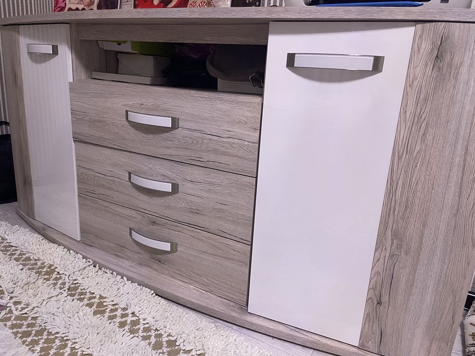 Продам спальный гарнитур