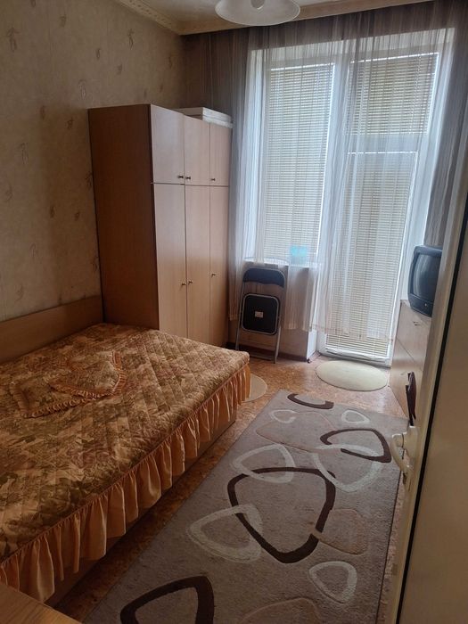 Давам под наем двустаен апартамент в гр. Перник, кв. Изток