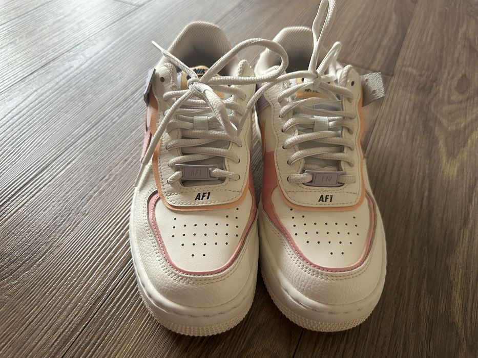 Дамски маратонки Nike Air Force 1