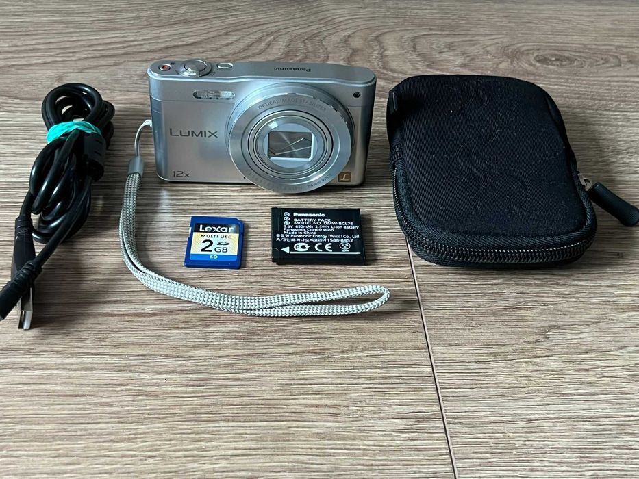 Aparat foto digital Panasonic Lumix DMC-SZ8 ca NOU super aparat foto, poze superbe, baterie,card,incarcator, WIFI pt descarcat poze pe telefon