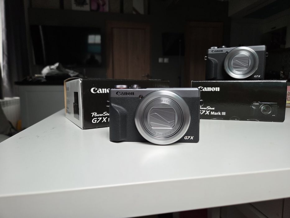 Canon PowerShot G7X Mark III SILVER - Чисто нов