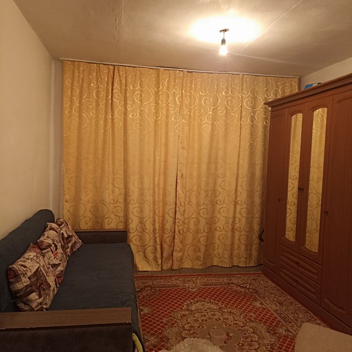 Продам шторы и тюль.