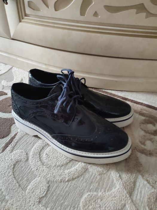 Продам женские туфли, размер 38