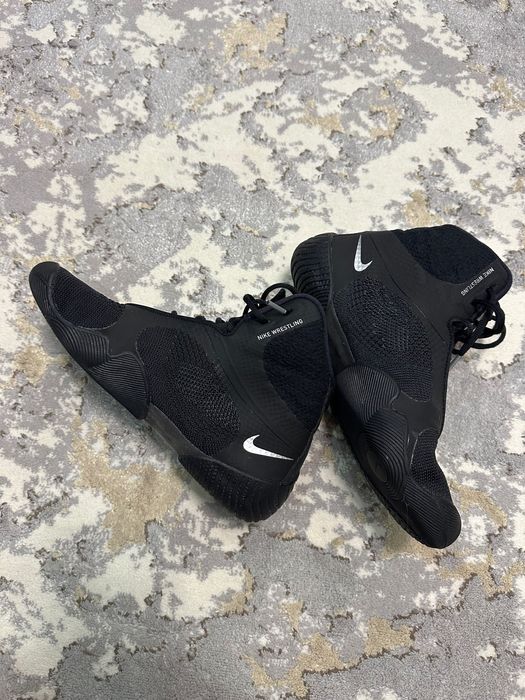 Nike wrenstling оргинал спортивный борцовка 26,5 sm (41.5) размер