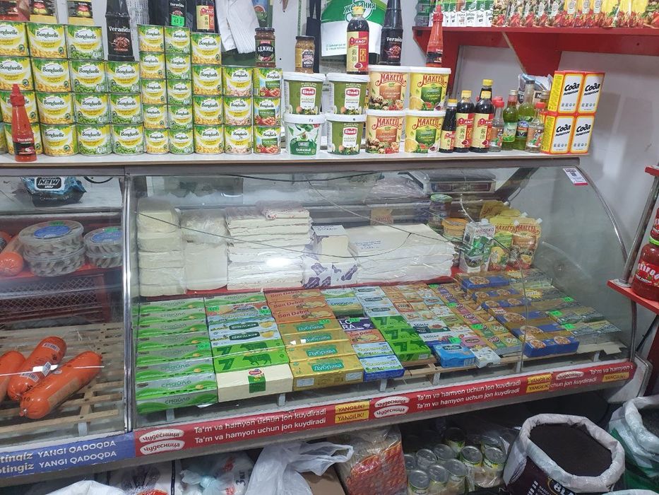 Магазинга  холодильник  скидка да сотилади. Тез. Бу. Холатлари яхш