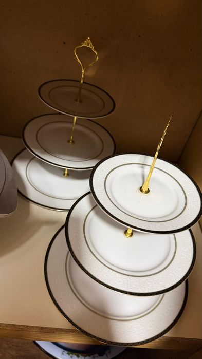 Продам срочно сервизный набор