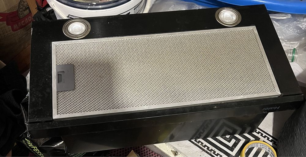 продам вытяжку все работает