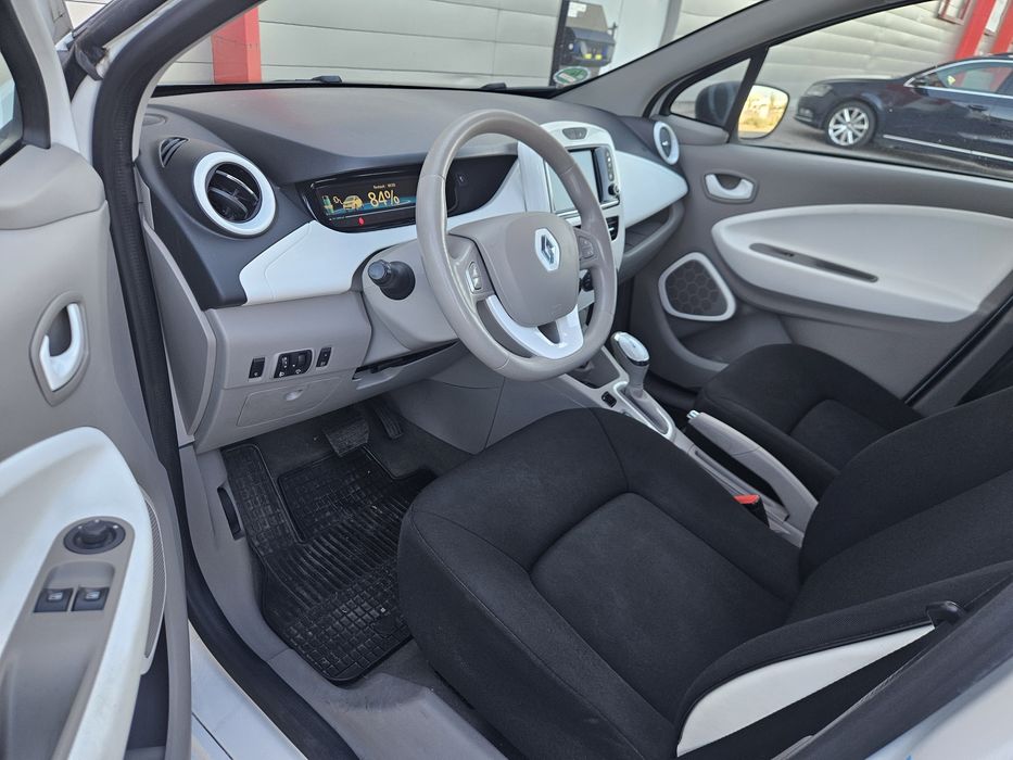RENAULT Zoe 2018 — imagine 5