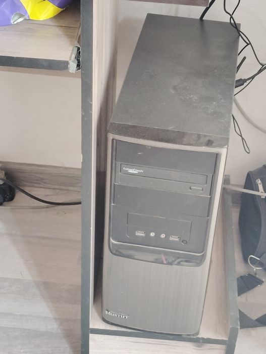 Kampyuter sotiladi srochna