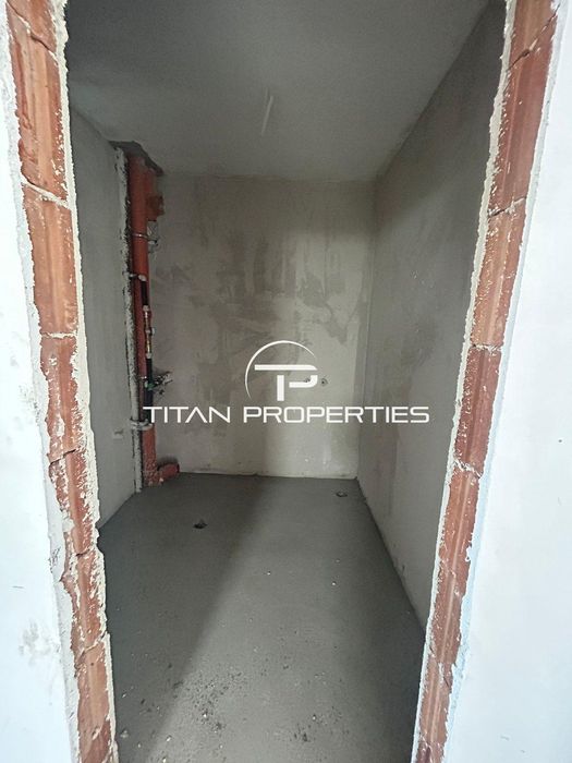 Продава се Тристаен апартамент в Пловдив, Остромила - 122 кв.м за 719 €/кв.м - Снимка #5