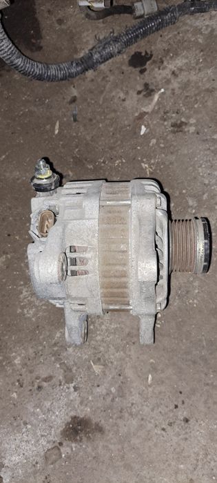 Генератор QR25  Nissan