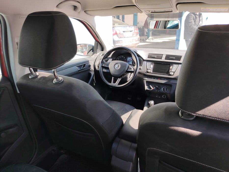 Шкода Фабия 1.0 MPI 75 к.с. 2019г.