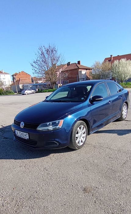 Продавам VW Jetta 2.0, 2014